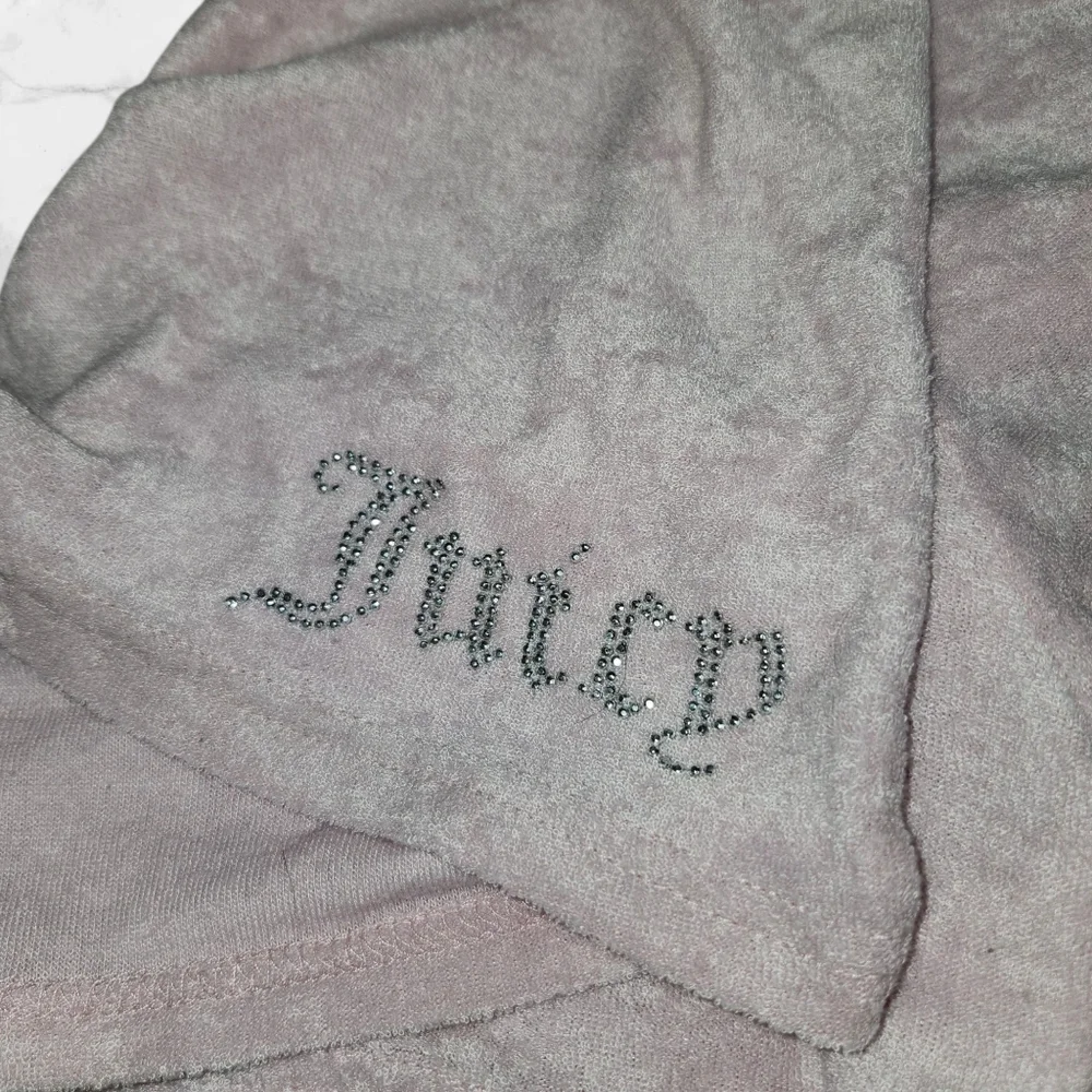 Womens Juicy Velour Shorts - Picture 3 of 6
